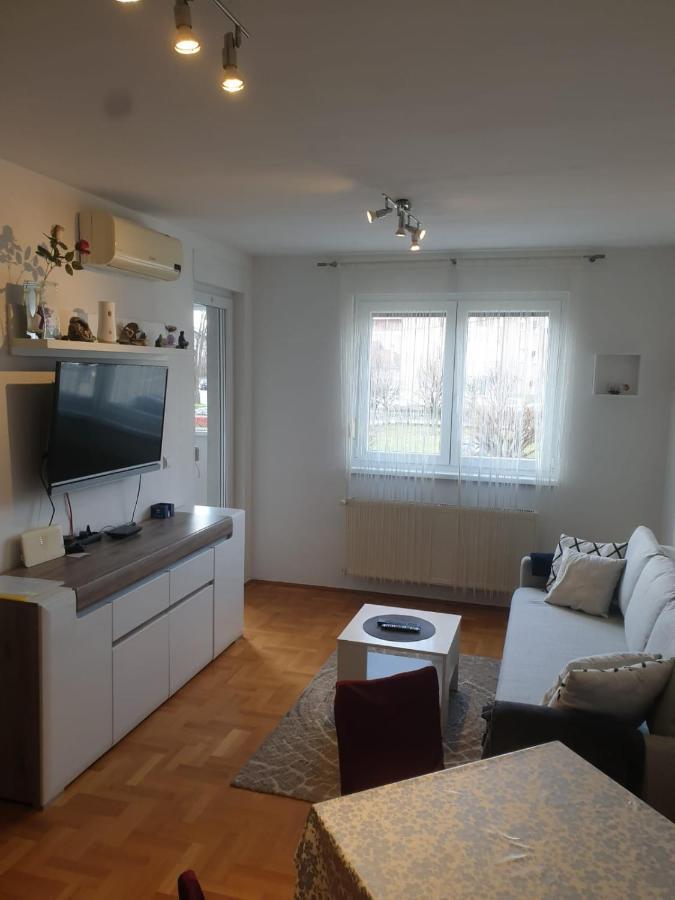 Apartman Dzakula Zagreb Luaran gambar